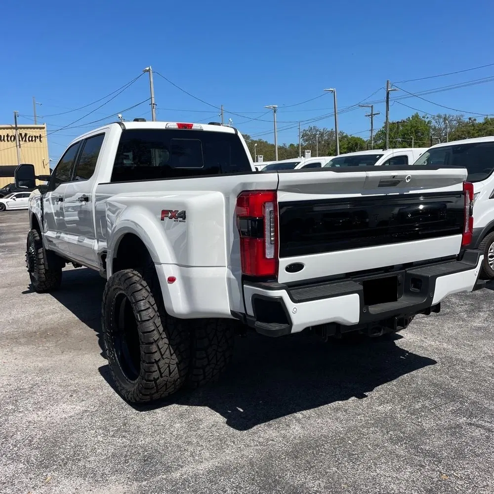 2024 Ford F350 S/D Platinum