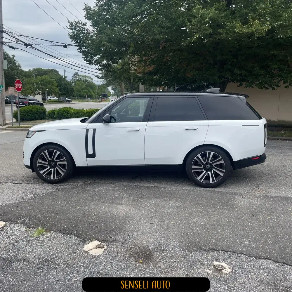 2023 Land Rover Range Rover P530 SE