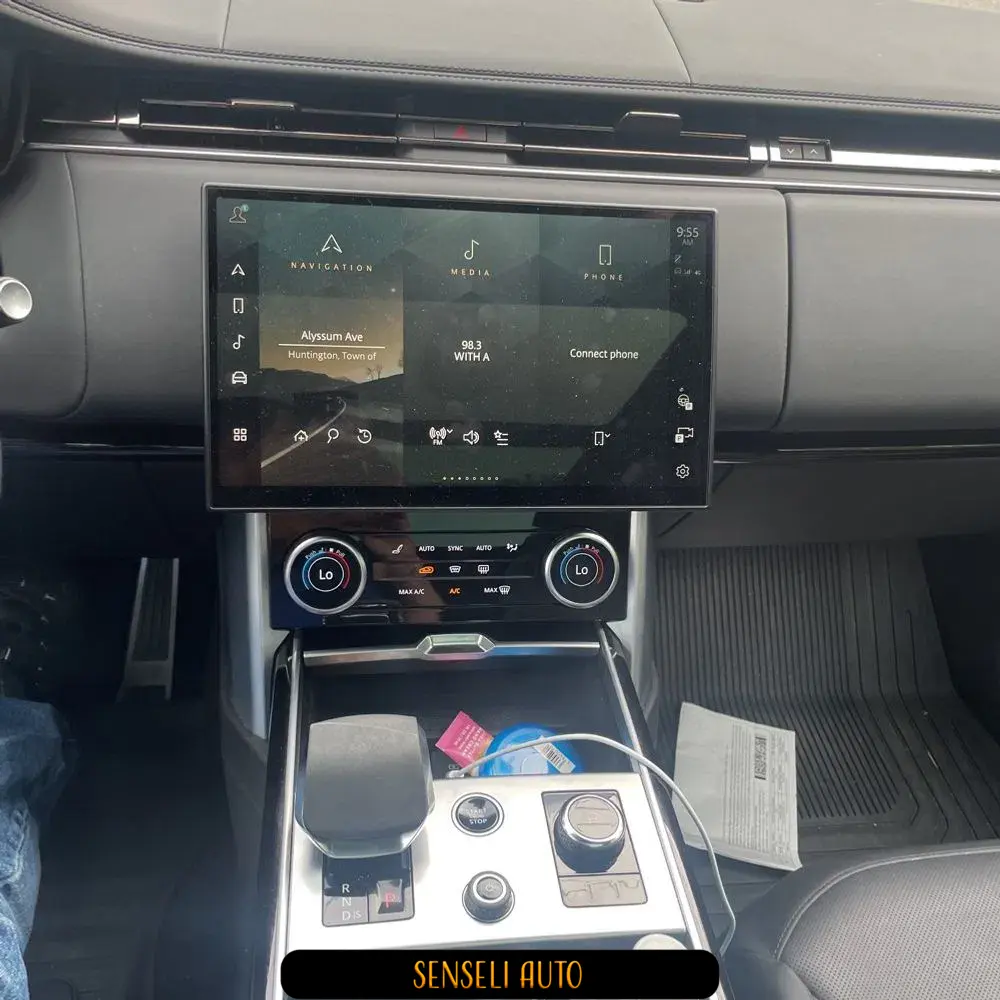 2023 Land Rover Range Rover P530 SE