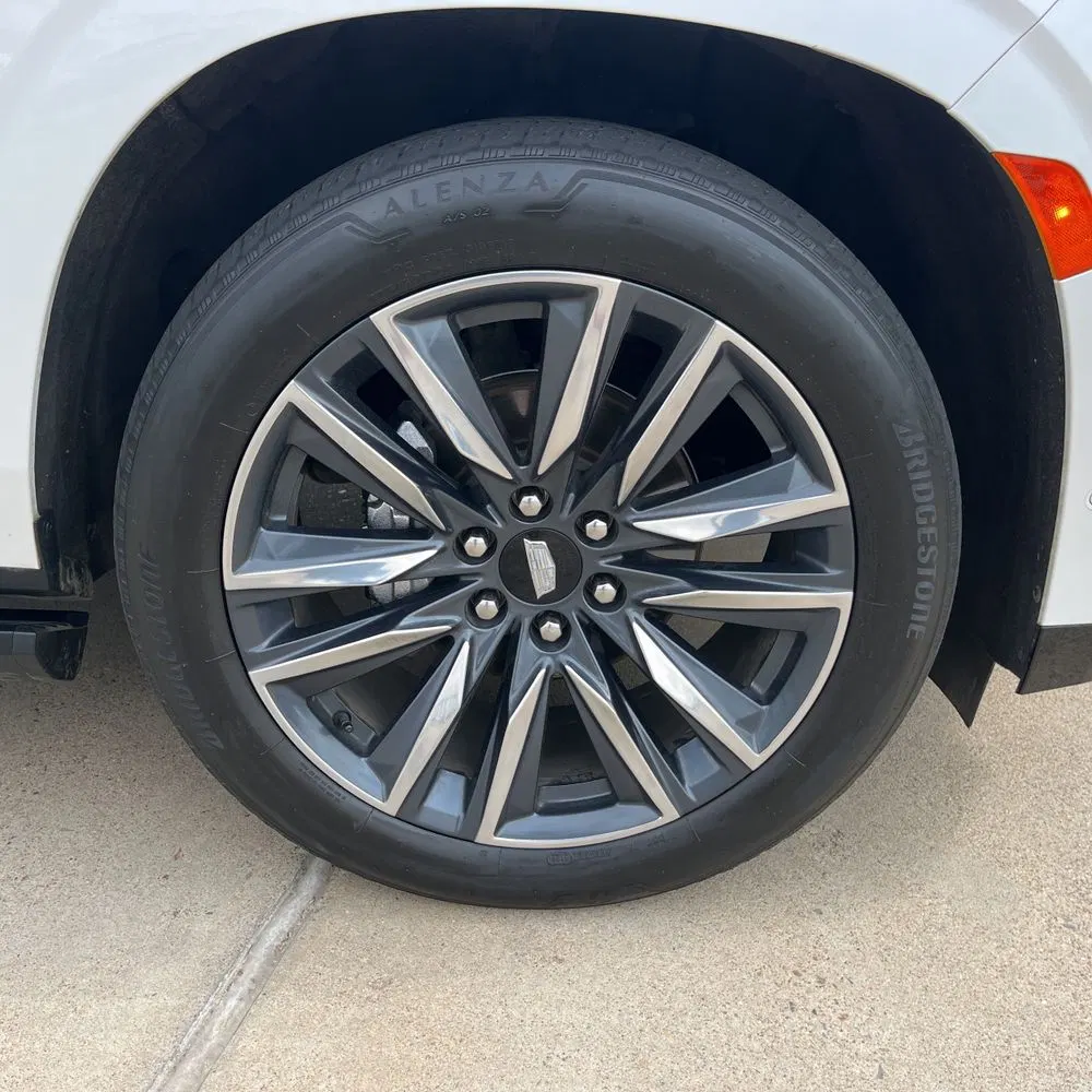 2023 Cadillac Escalade ESV Sport