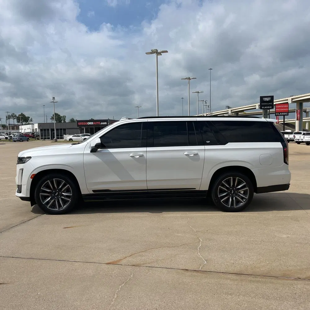 2023 Cadillac Escalade ESV Sport