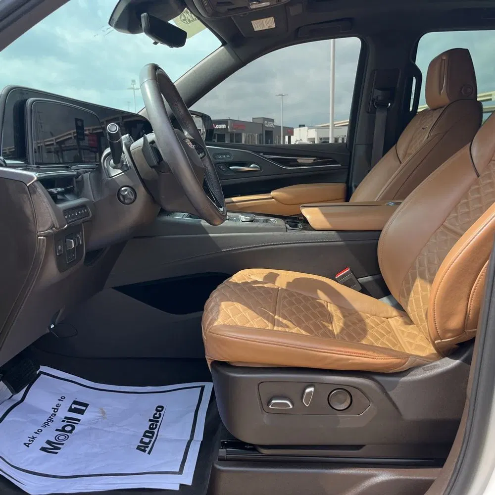 2023 Cadillac Escalade ESV Sport
