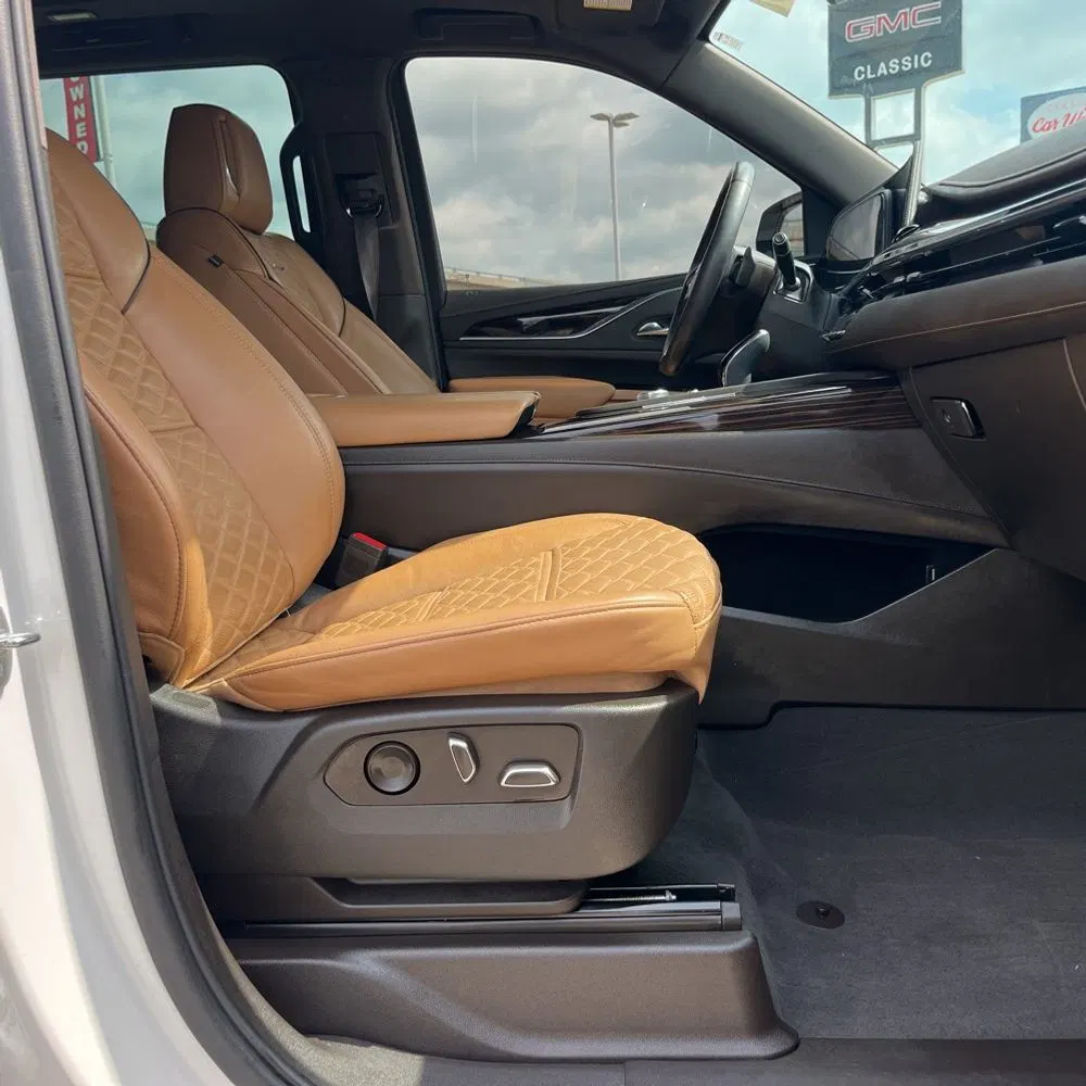 2023 Cadillac Escalade ESV Sport