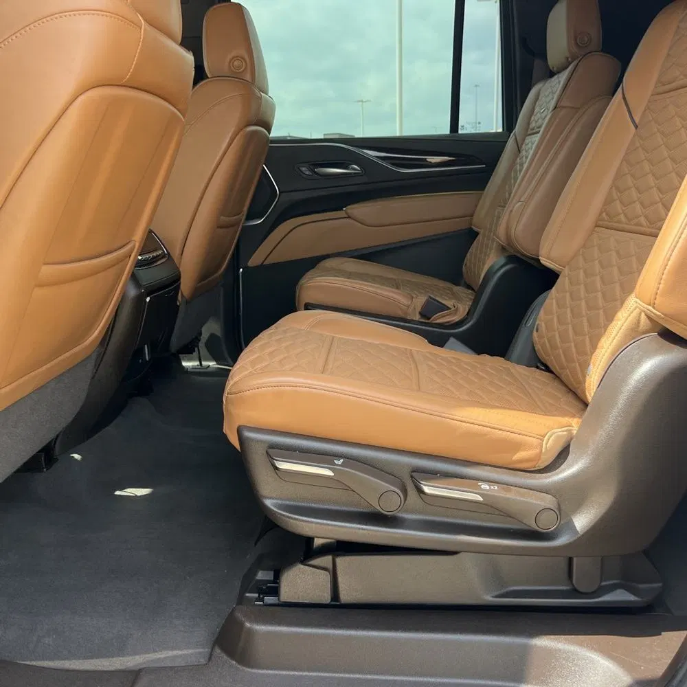 2023 Cadillac Escalade ESV Sport