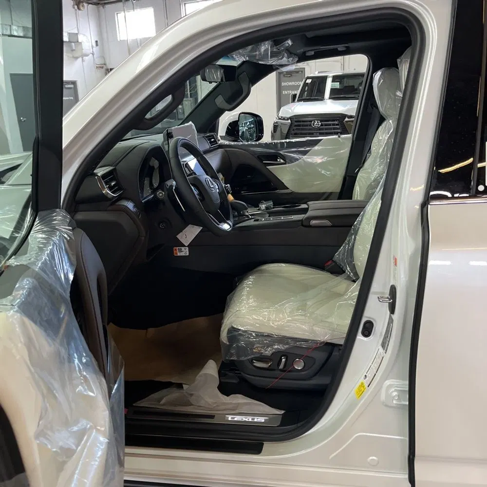 2025 Lexus LX 700h Luxury