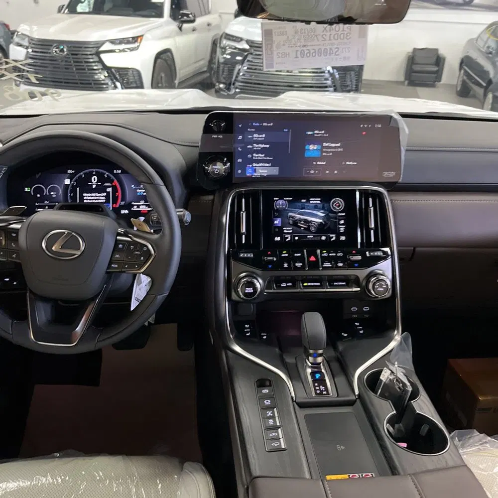 2025 Lexus LX 700h Luxury
