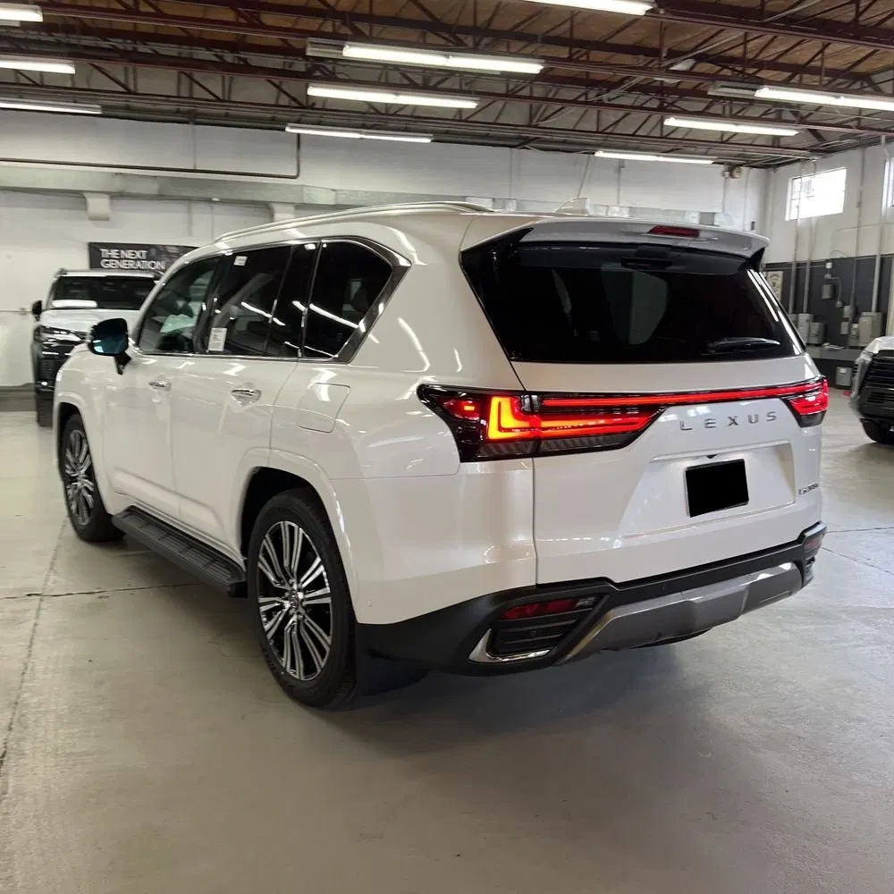 2025 Lexus LX 700h Luxury