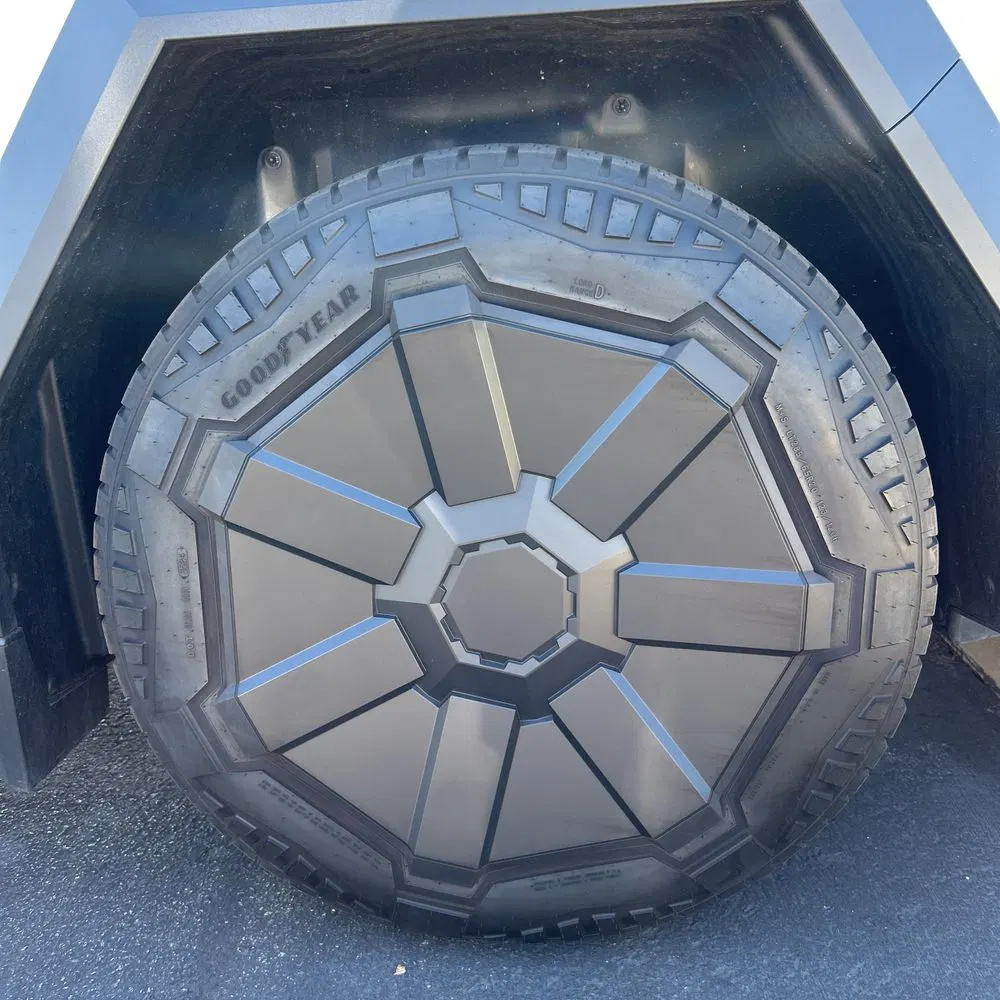 2024 Tesla Cybertruck CyberBeast