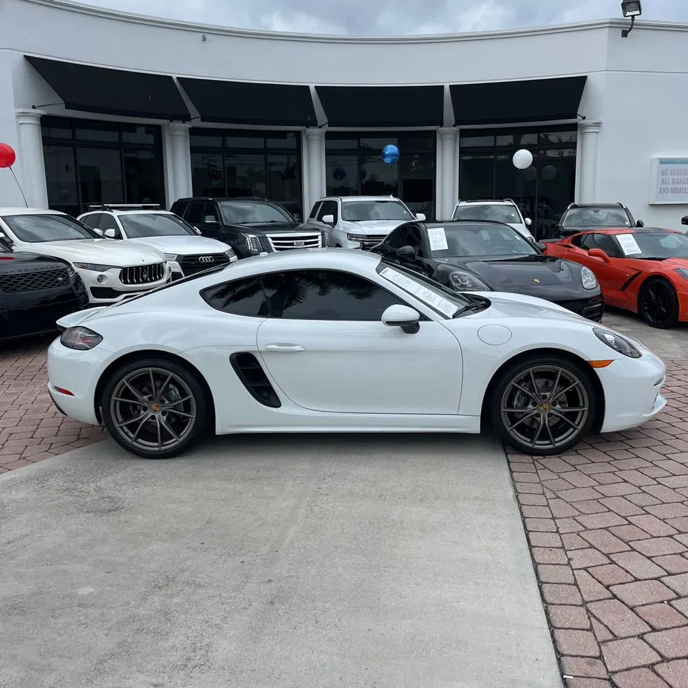 2019 Porsche 718 Cayman Base
