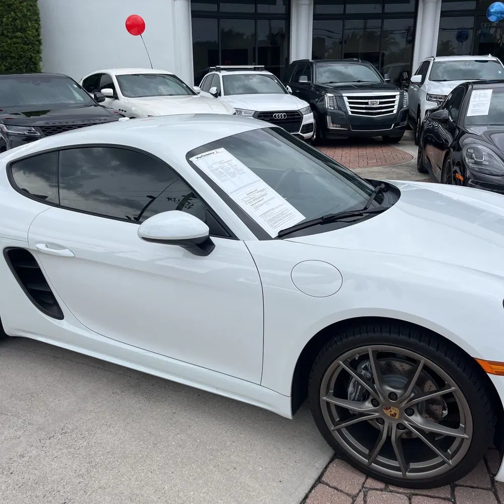 2019 Porsche 718 Cayman Base