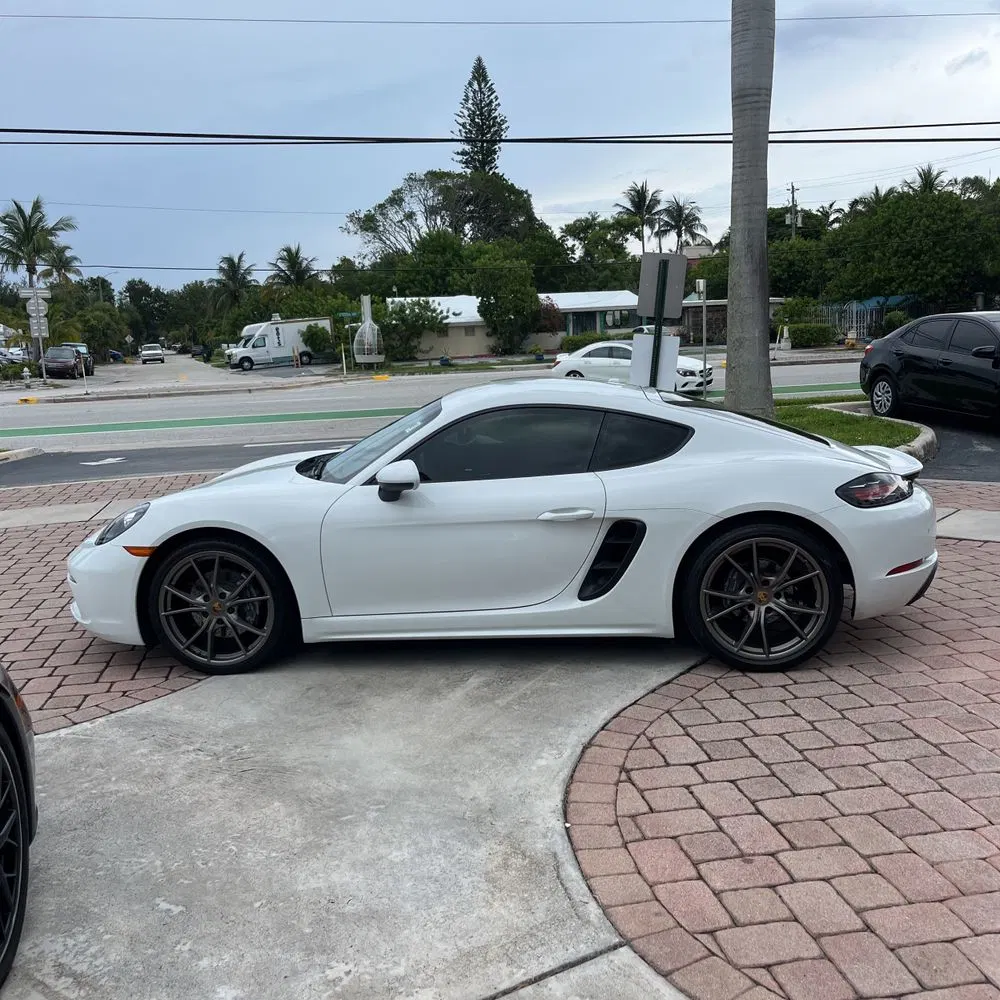 2019 Porsche 718 Cayman Base