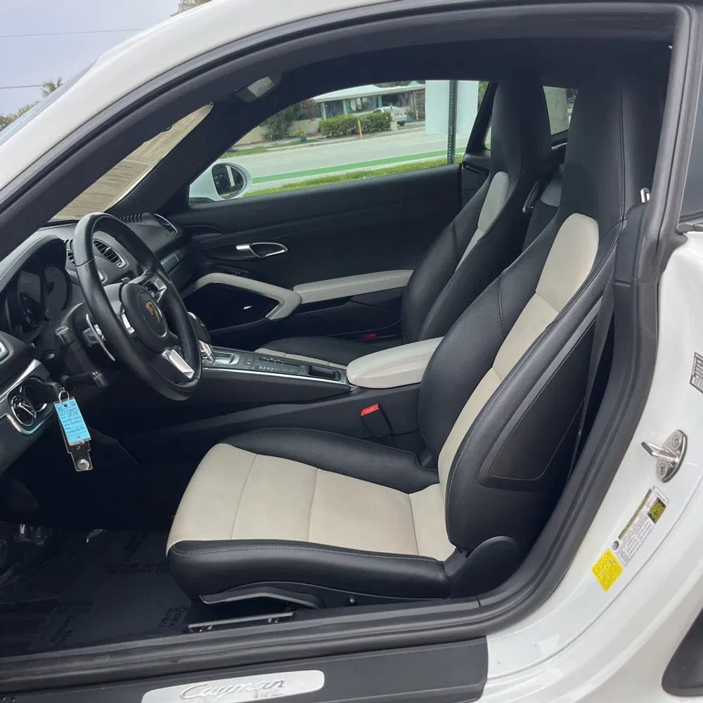 2019 Porsche 718 Cayman Base