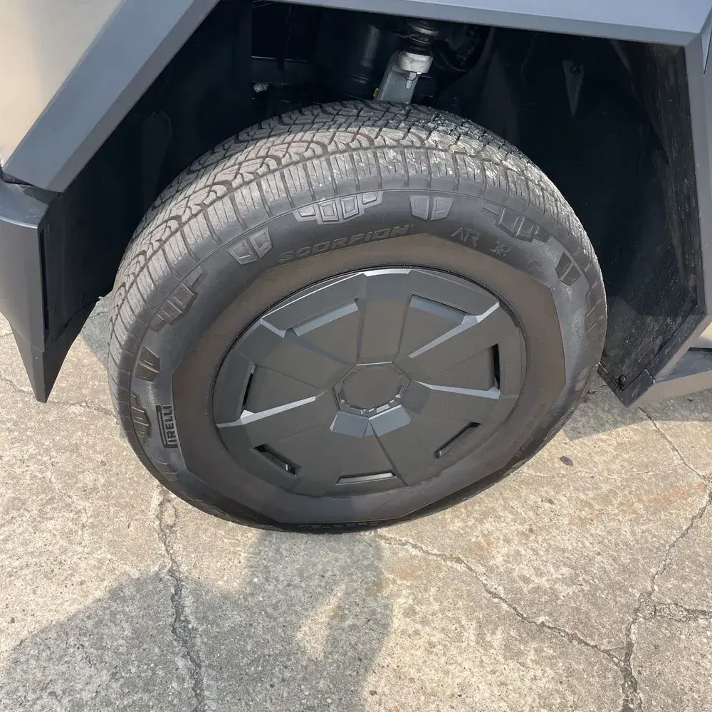 2024 Tesla Cybertruck Base