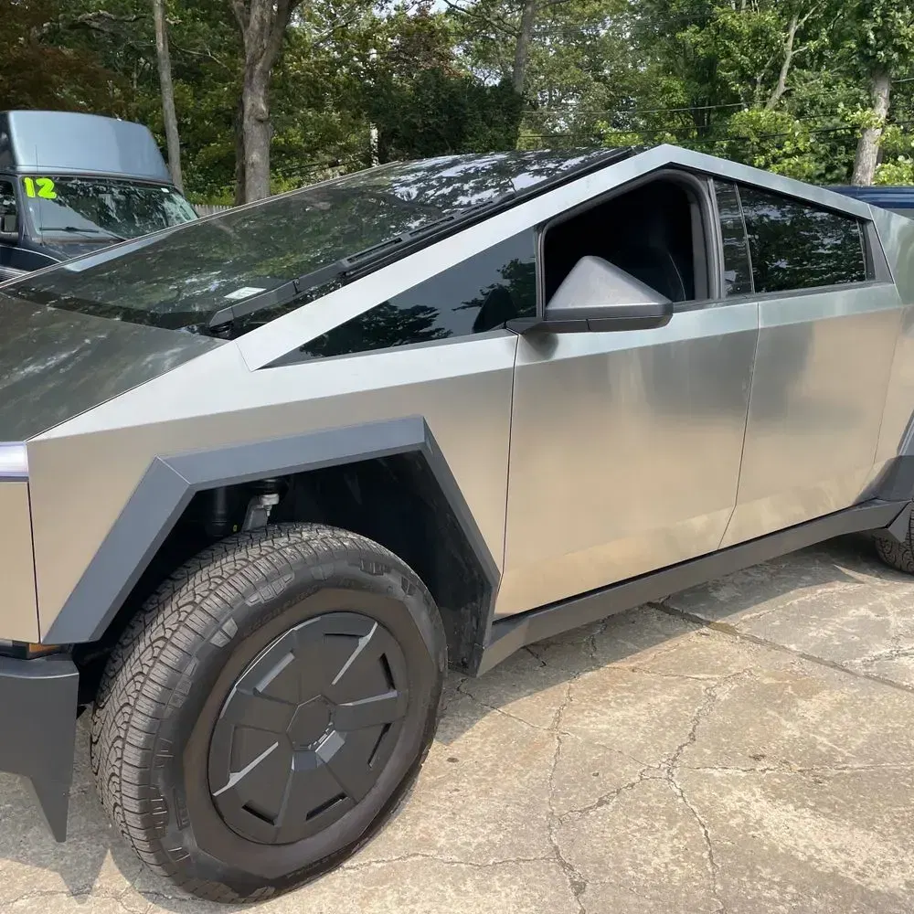 2024 Tesla Cybertruck Base