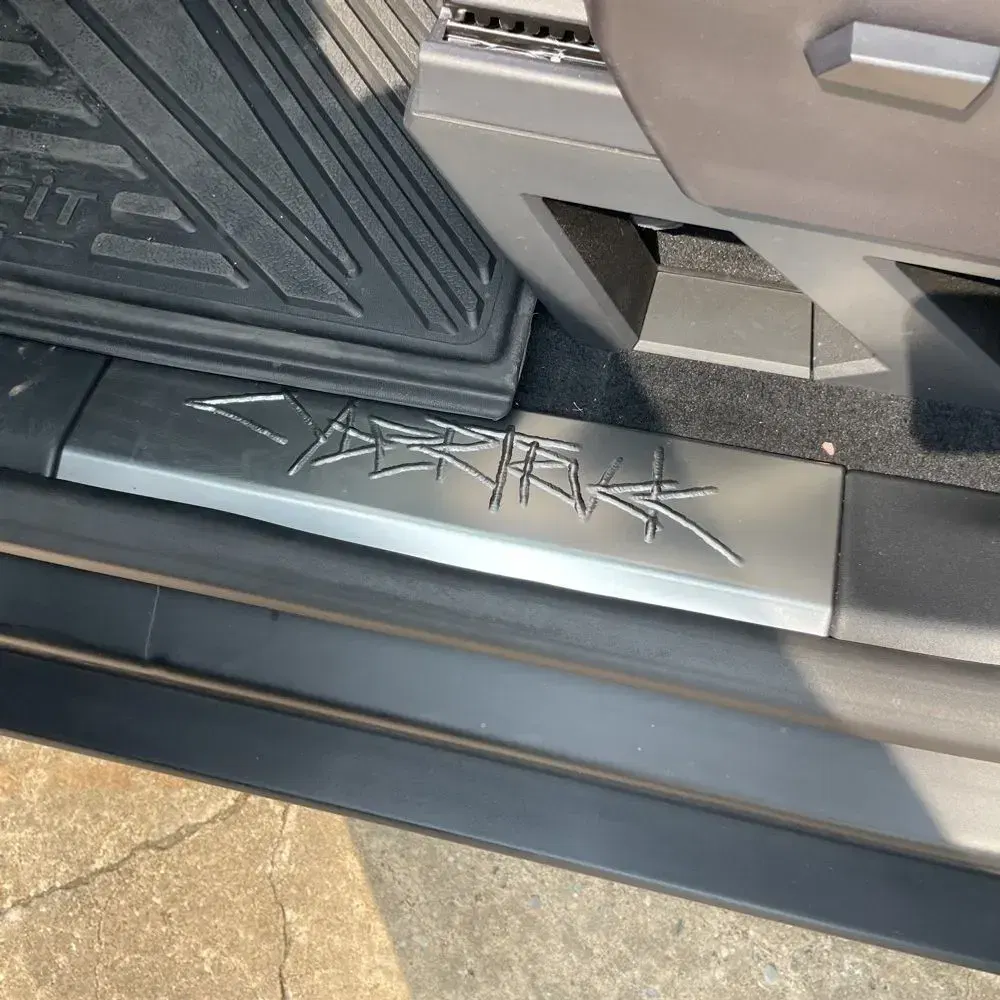 2024 Tesla Cybertruck Base