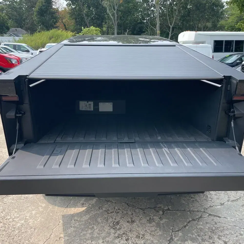2024 Tesla Cybertruck Base