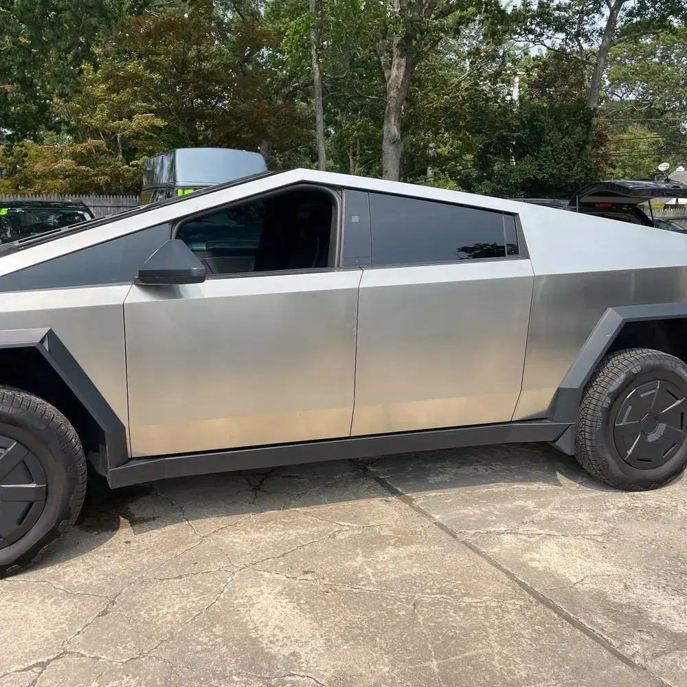 2024 Tesla Cybertruck Base