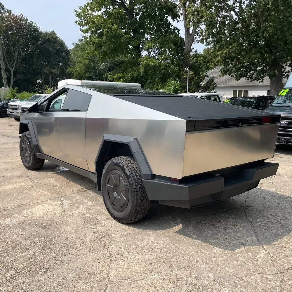 2024 Tesla Cybertruck Base