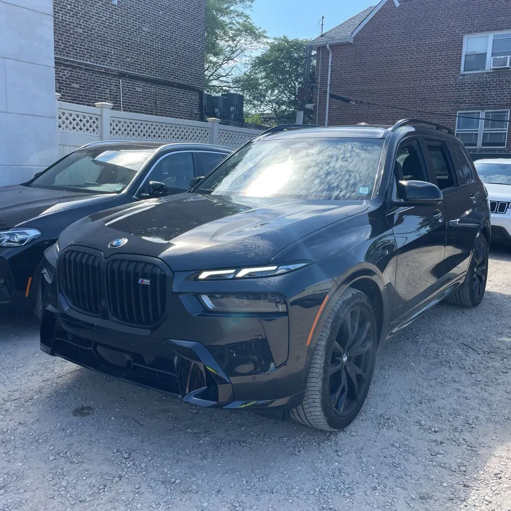 2024 BMW X7 M60i