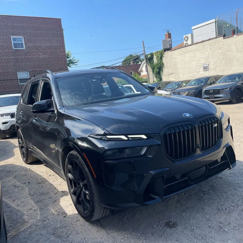 2024 BMW X7 M60i