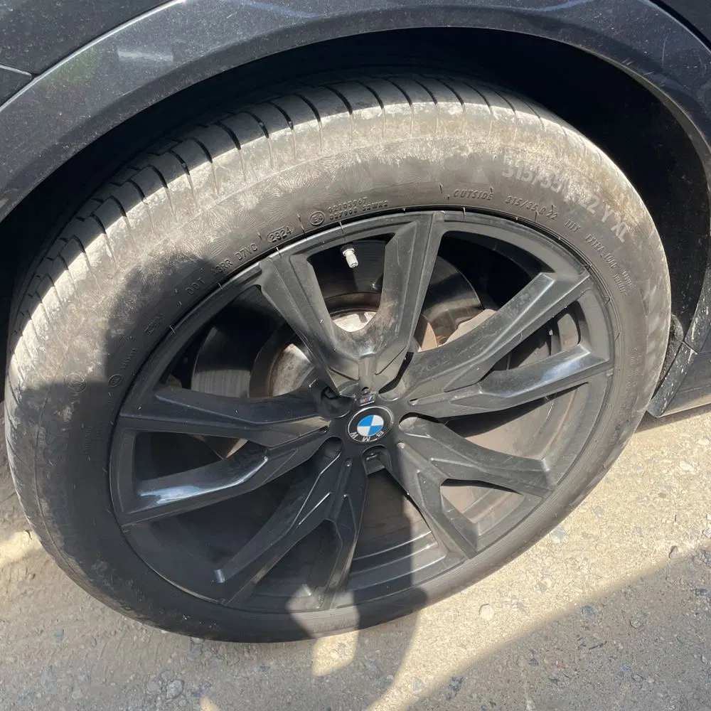 2024 BMW X7 M60i