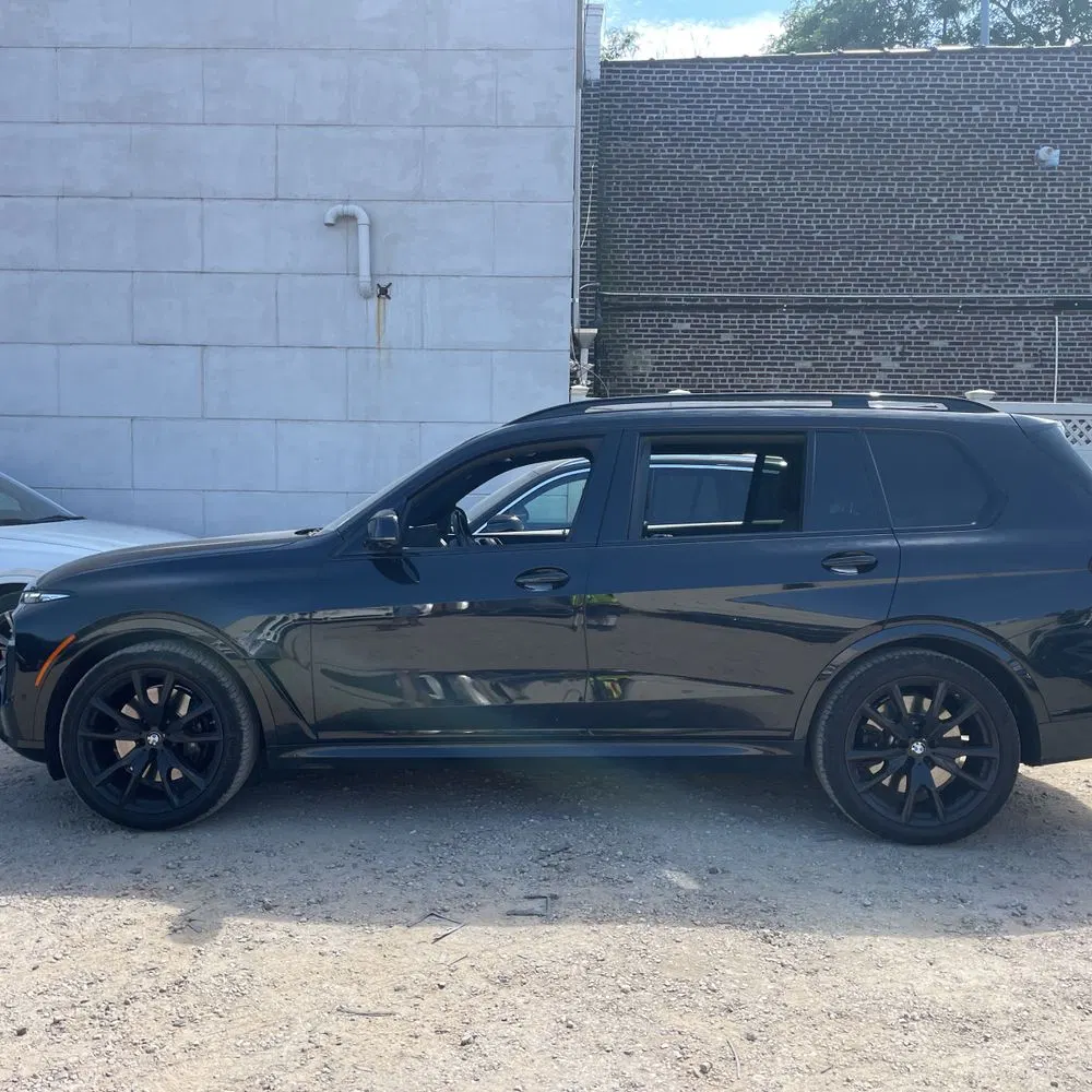 2024 BMW X7 M60i