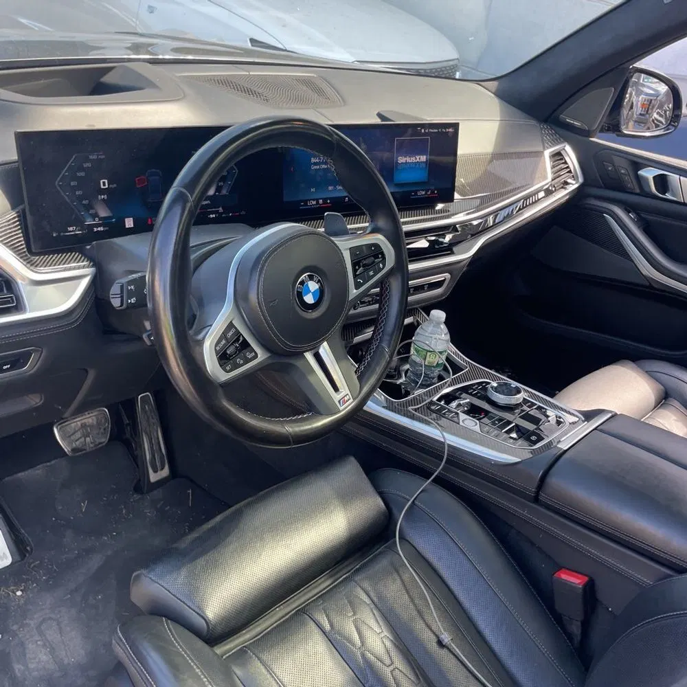 2024 BMW X7 M60i