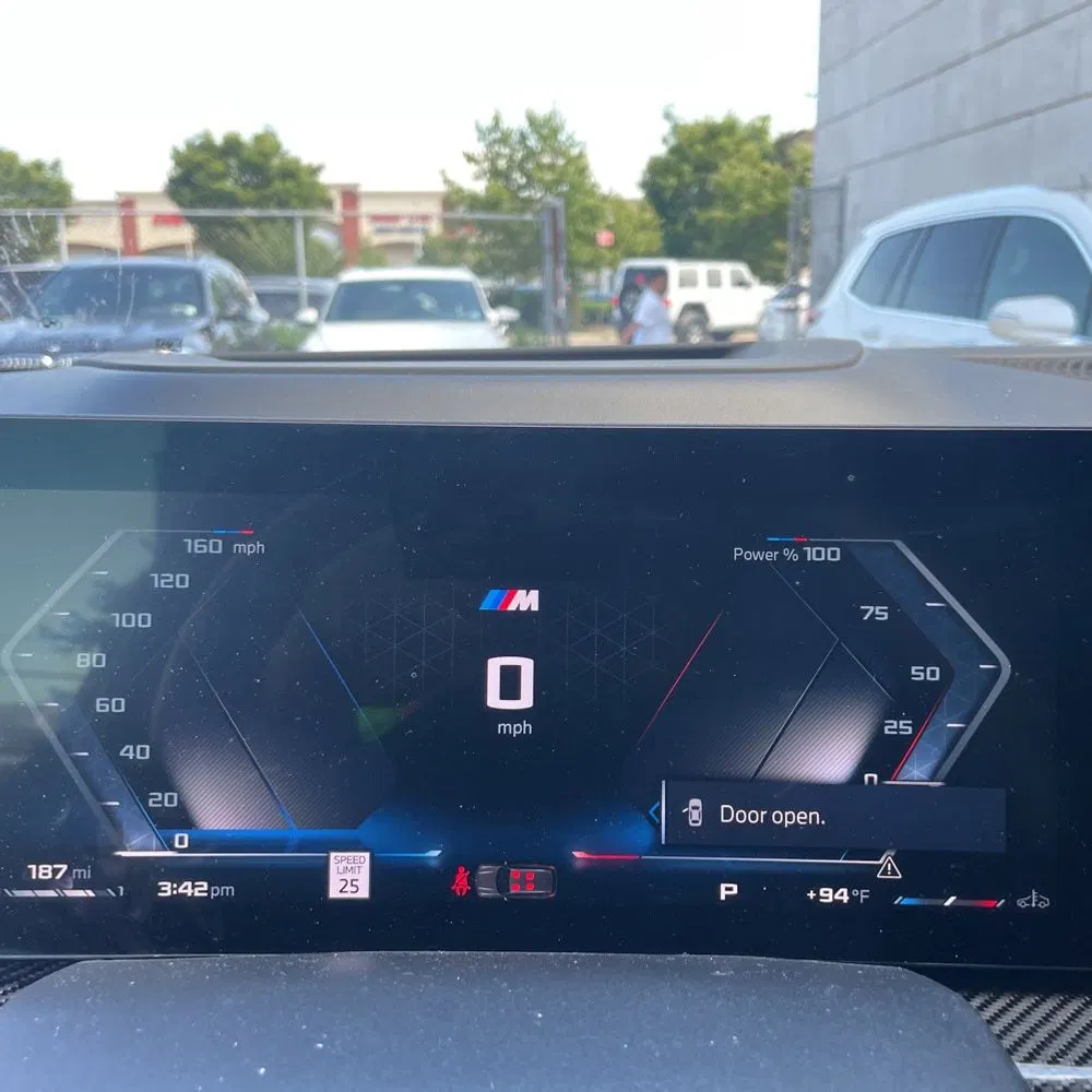 2024 BMW X7 M60i