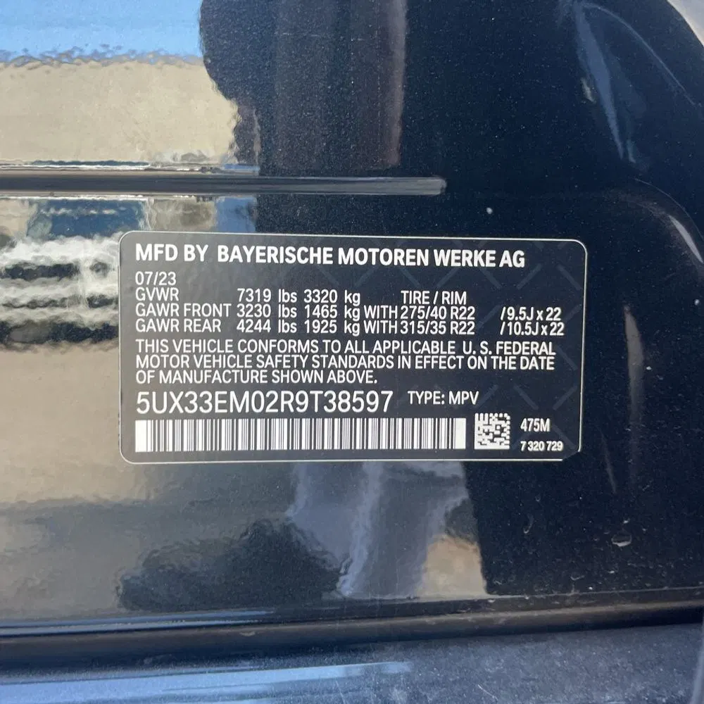 2024 BMW X7 M60i