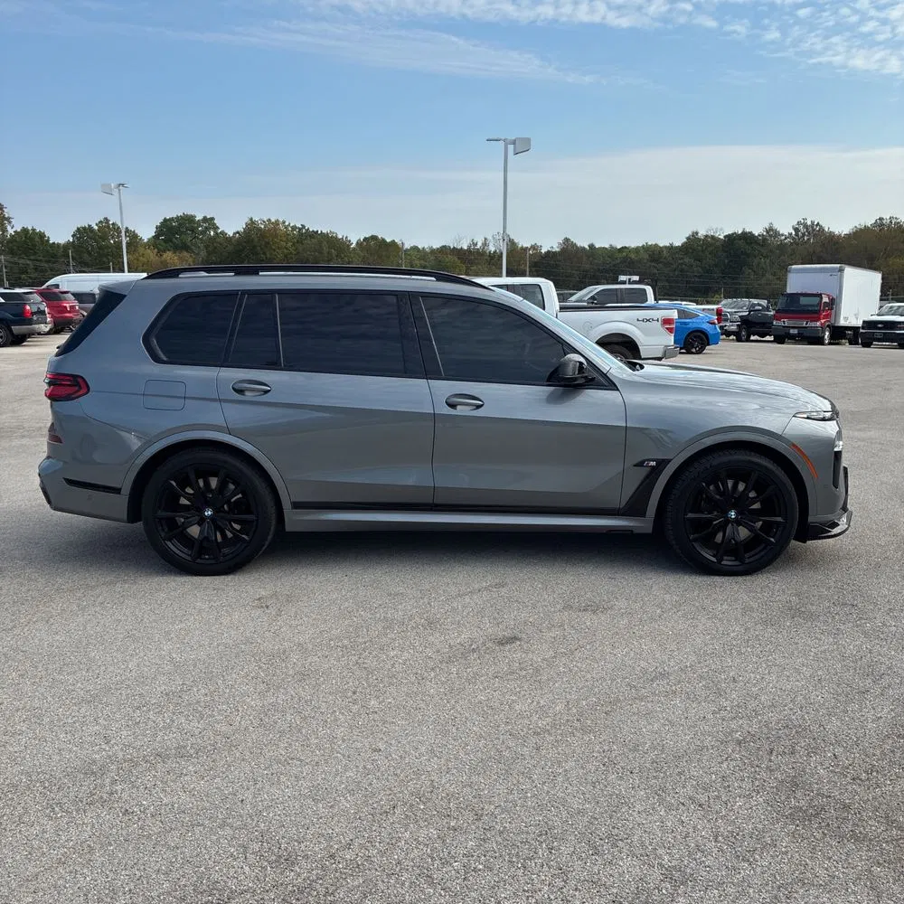 2024 BMW X7 M60i