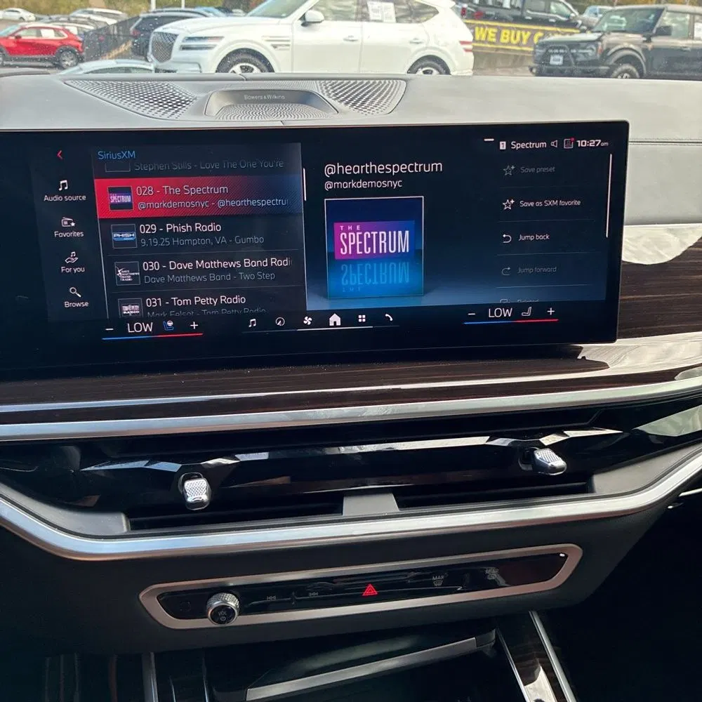 2024 BMW X7 M60i