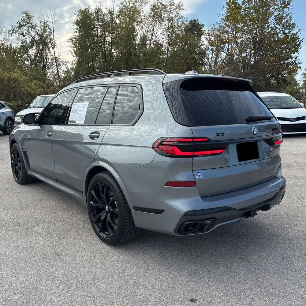 2024 BMW X7 M60i