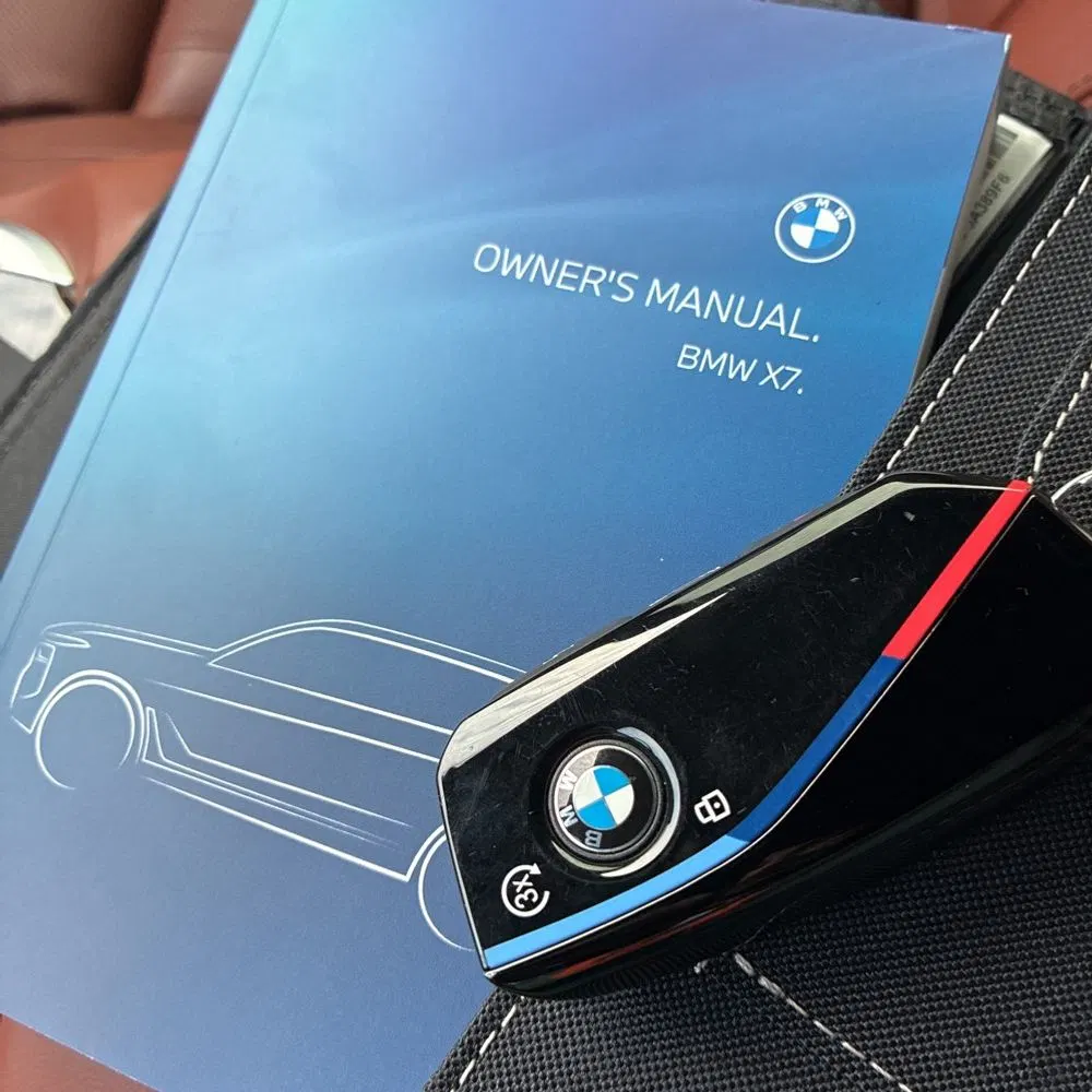 2024 BMW X7 M60i