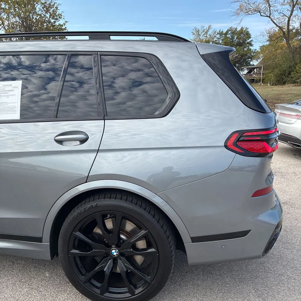 2024 BMW X7 M60i