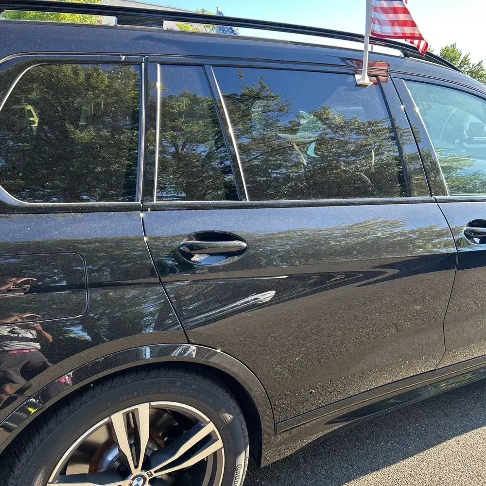 2025 BMW X7 M60i