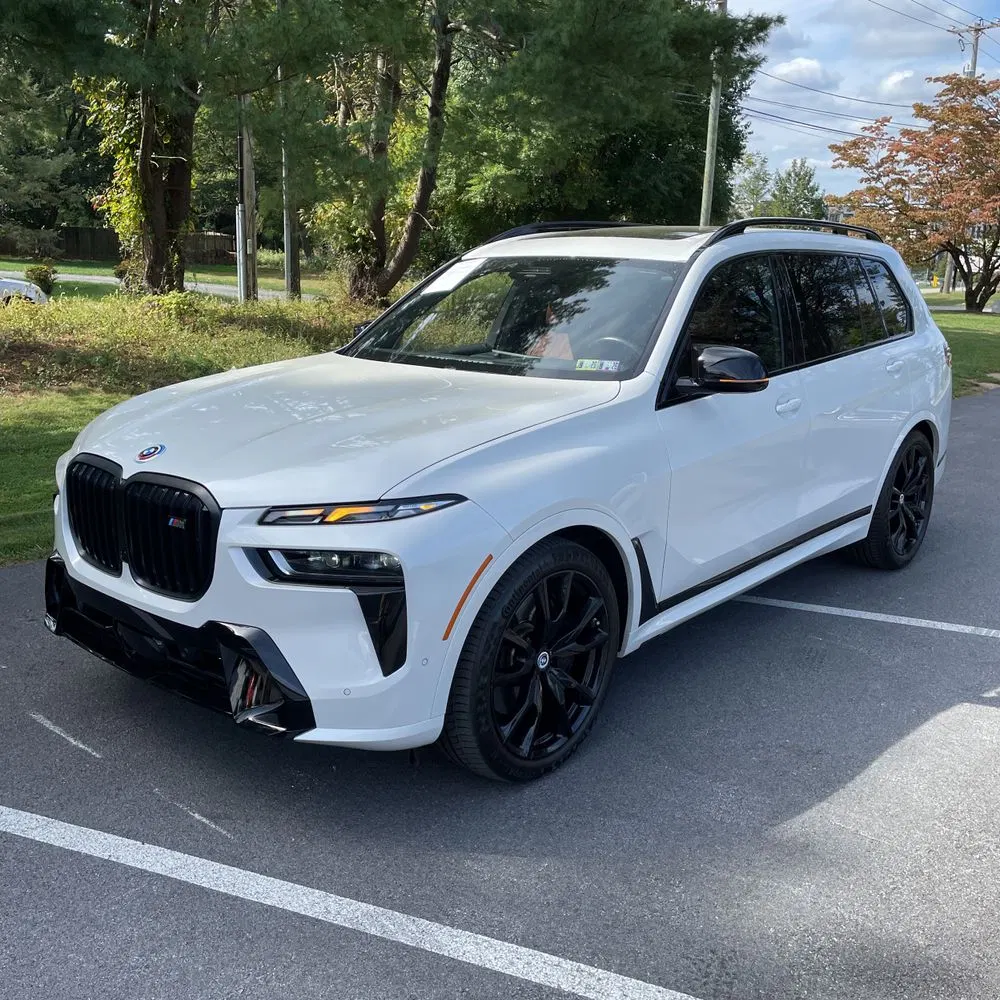 2023 BMW X7 M60i