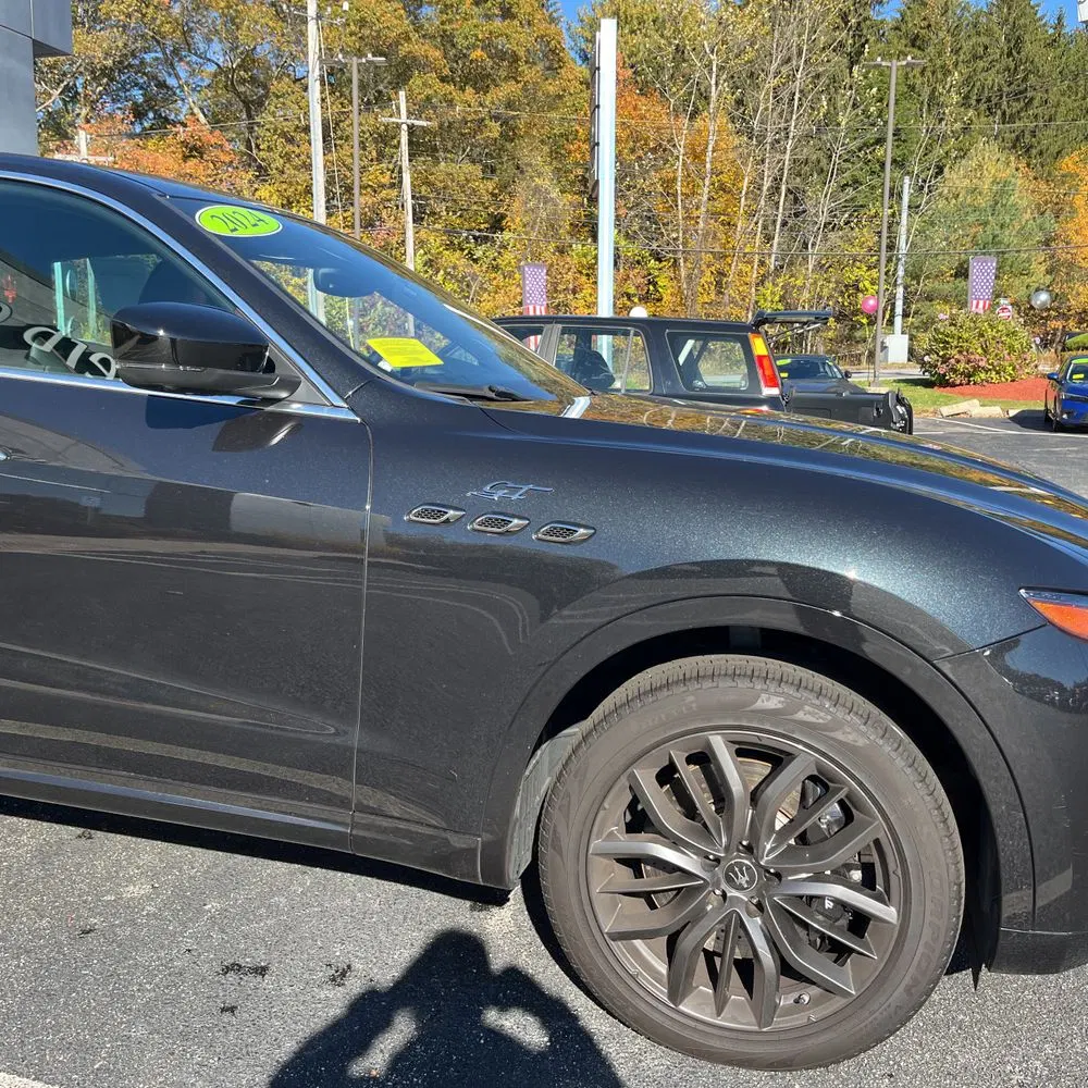 2024 Maserati Levante GT Ultima