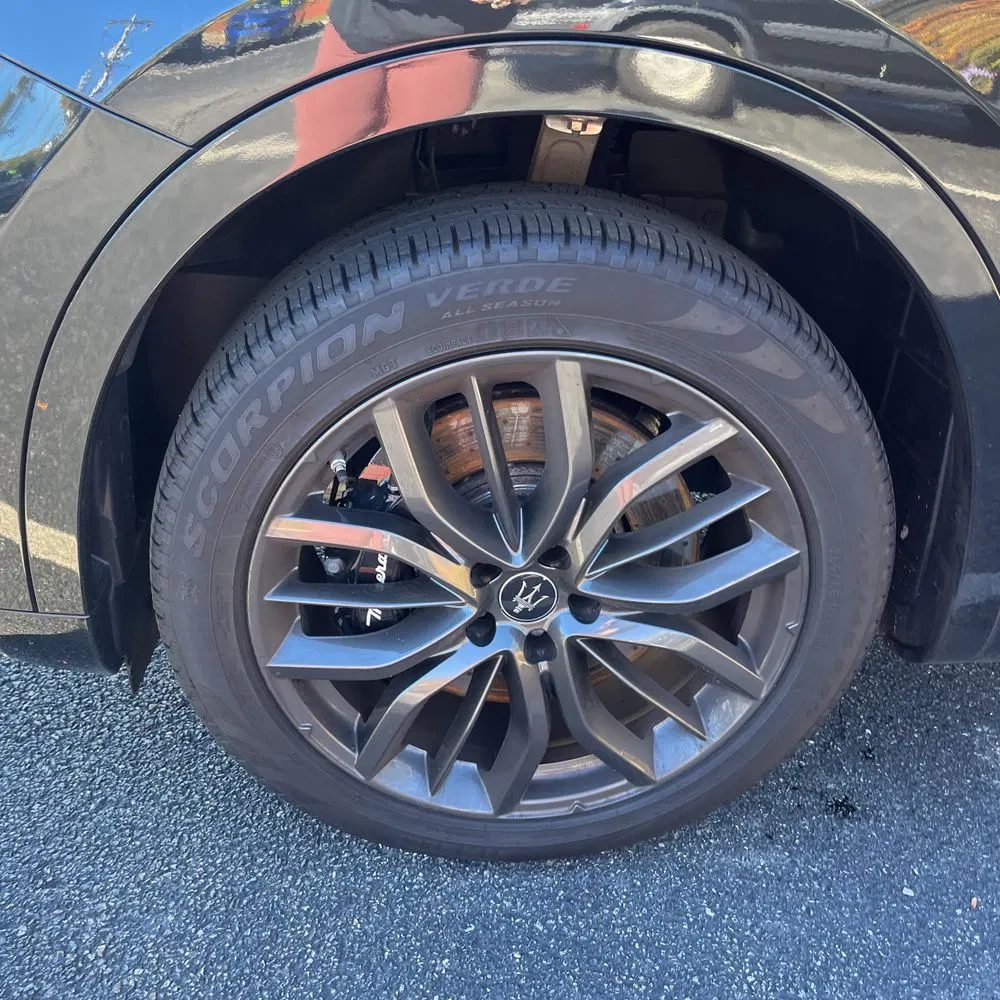 2024 Maserati Levante GT Ultima