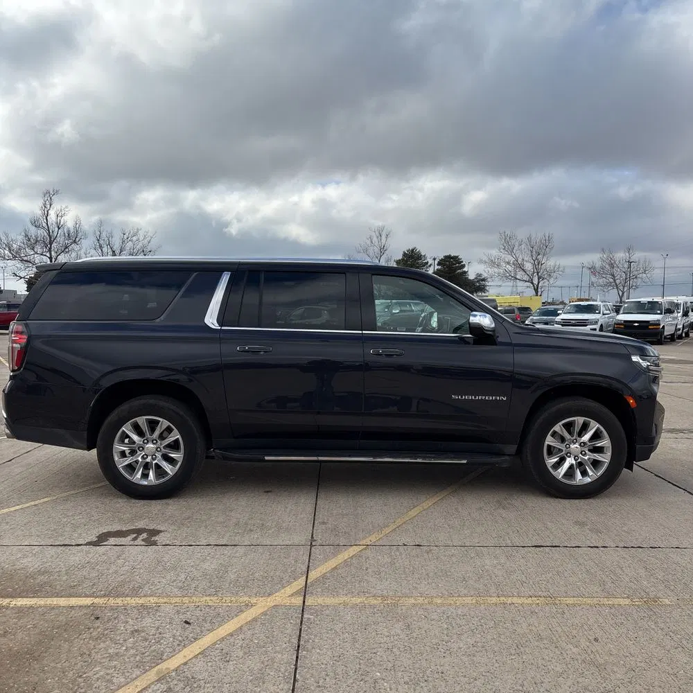 2023 Chevrolet Suburban Premier