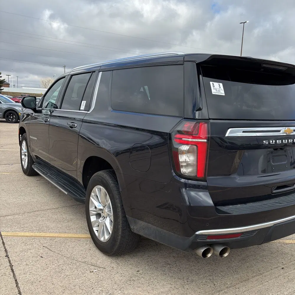 2023 Chevrolet Suburban Premier