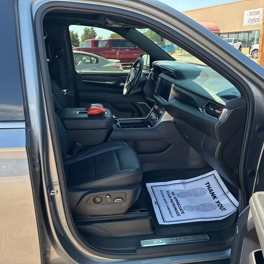 2022 GMC Yukon XL Denali