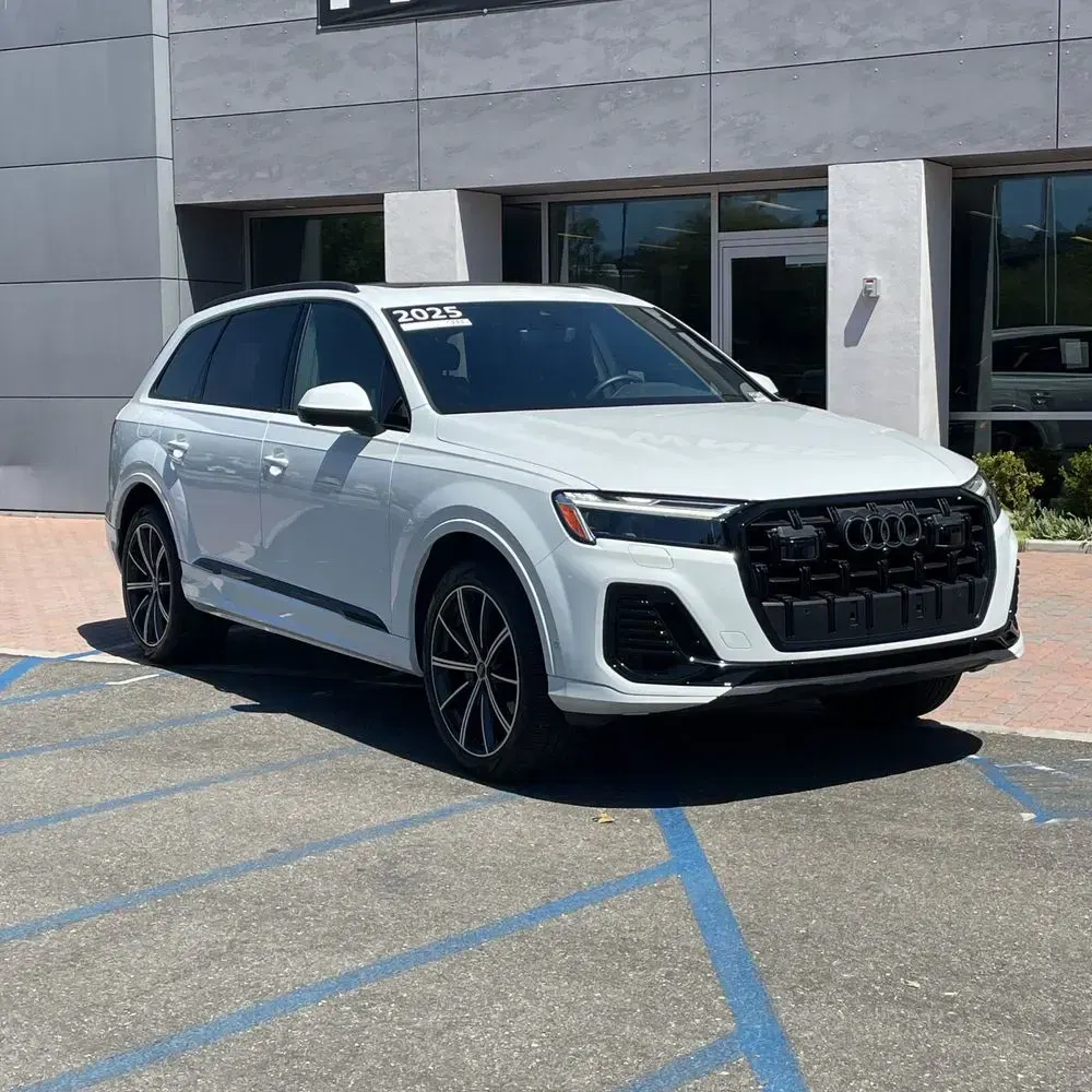 2025 Audi Q7 Premium Plus 45
