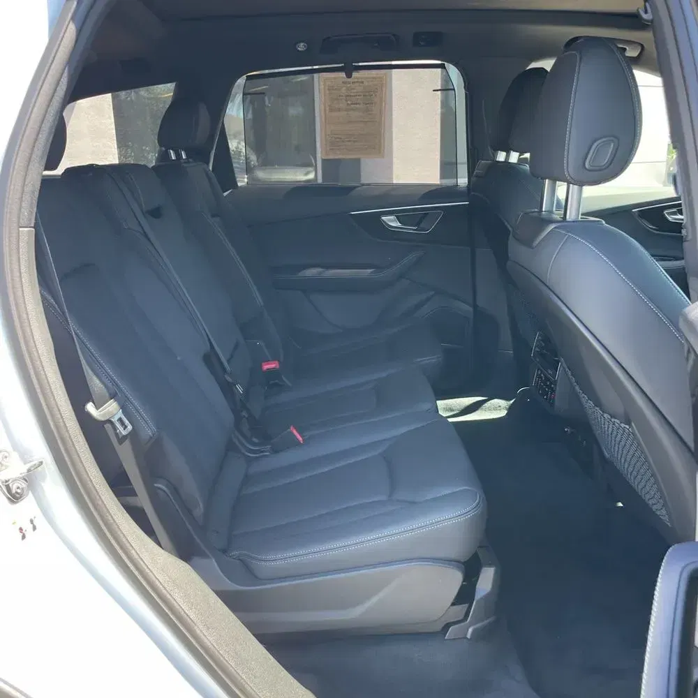2025 Audi Q7 Premium Plus 45