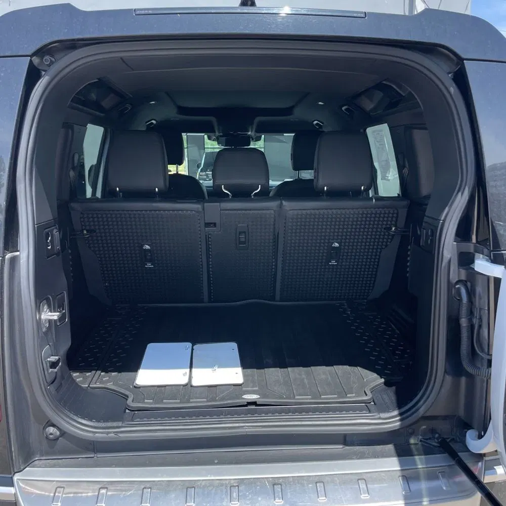 2021 Land Rover Defender 110 S