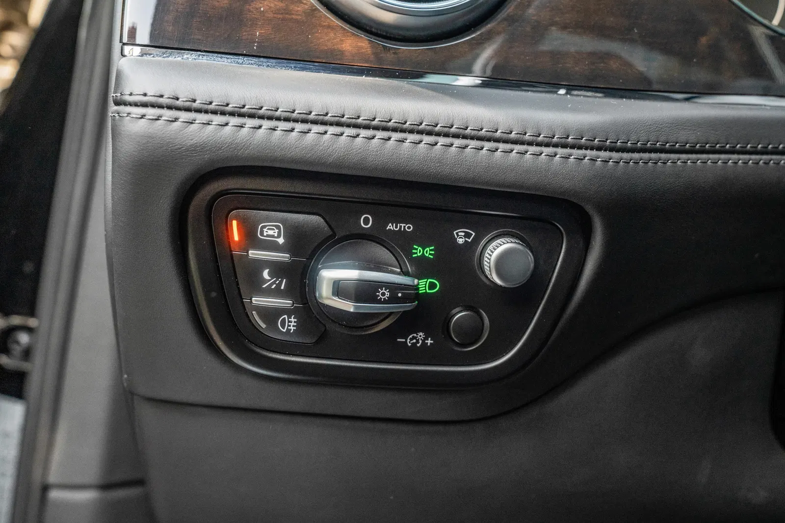 2019 Bentley Bentayga - Twin-Turbo V8, AWD, Centenary Specification, Unmodified