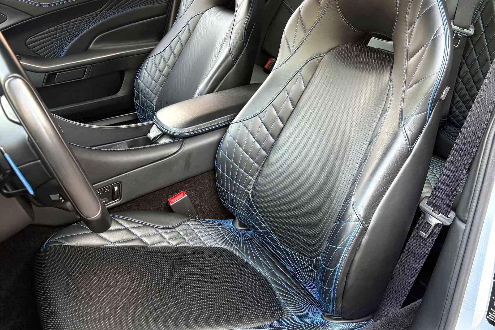 2018 Aston Martin Vanquish S Coupe - ~13,900 Miles, 580-hp V12, Full Graphics Pack, Unmodified