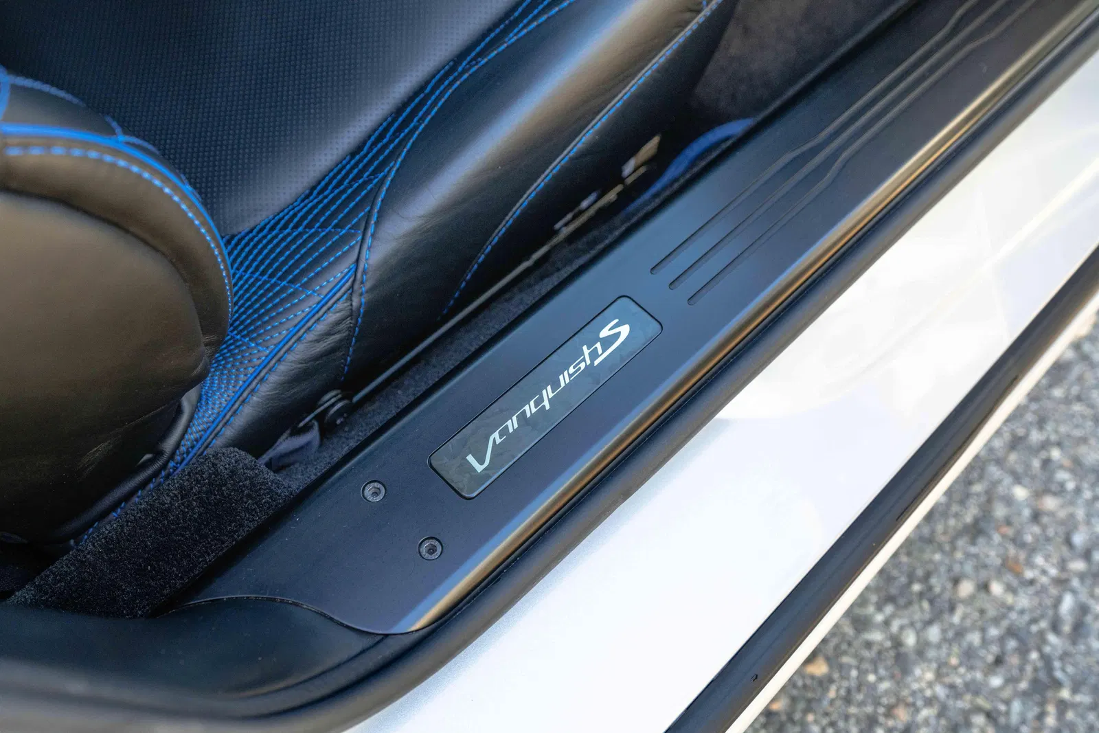 2018 Aston Martin Vanquish S Coupe - ~13,900 Miles, 580-hp V12, Full Graphics Pack, Unmodified