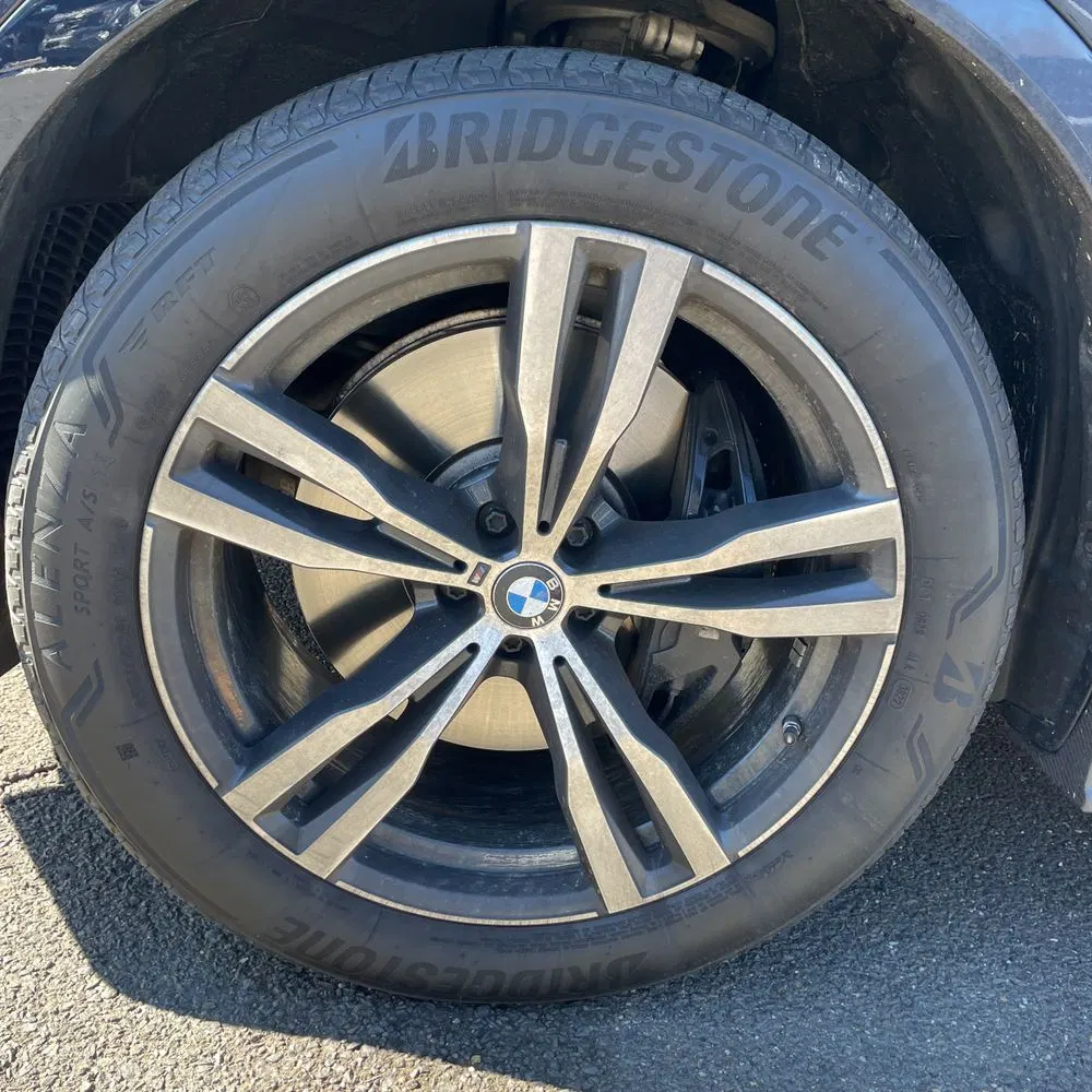 2022 BMW X7 M50i