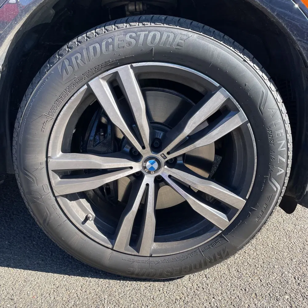 2022 BMW X7 M50i