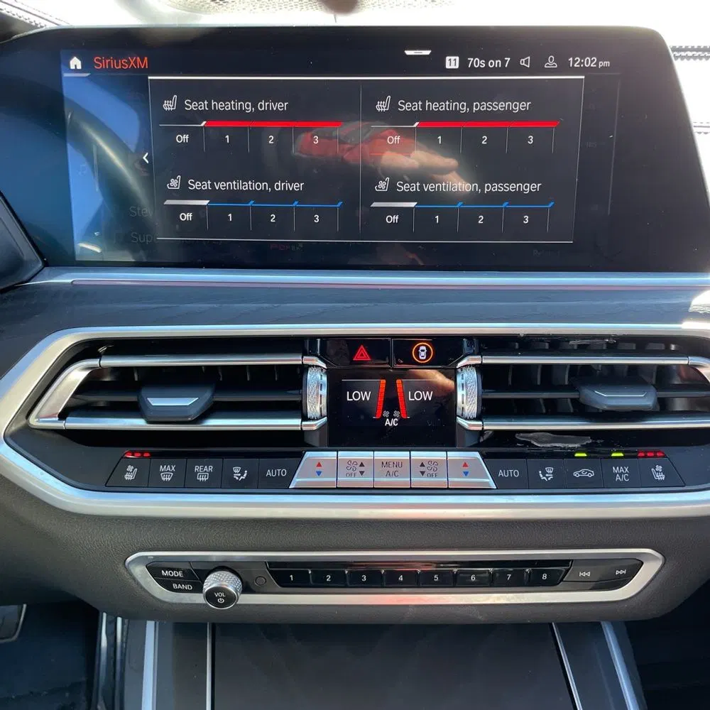 2022 BMW X7 M50i